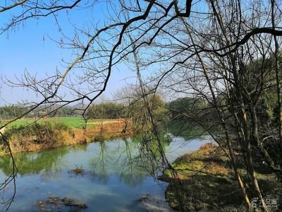 平江暴雨为何洪水排不出去 道路塌方引担忧