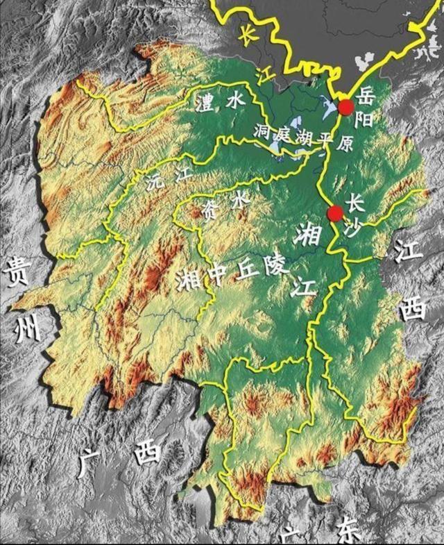 平江暴雨为何洪水排不出去 道路塌方引担忧