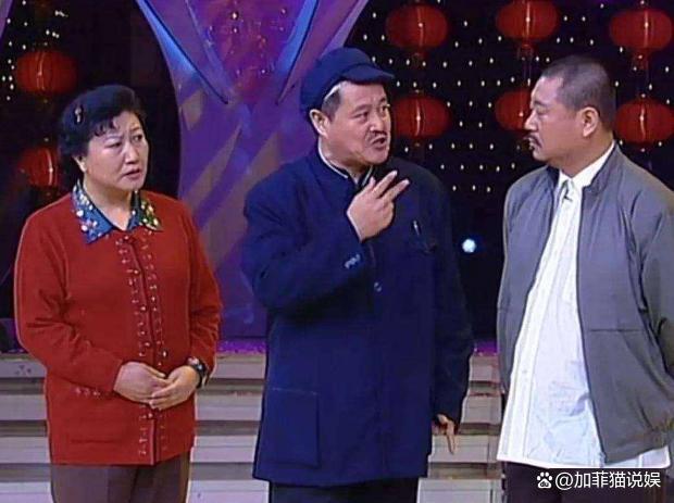 赵本山悼念袁德旺：心里很难过，春晚失去重要舵手